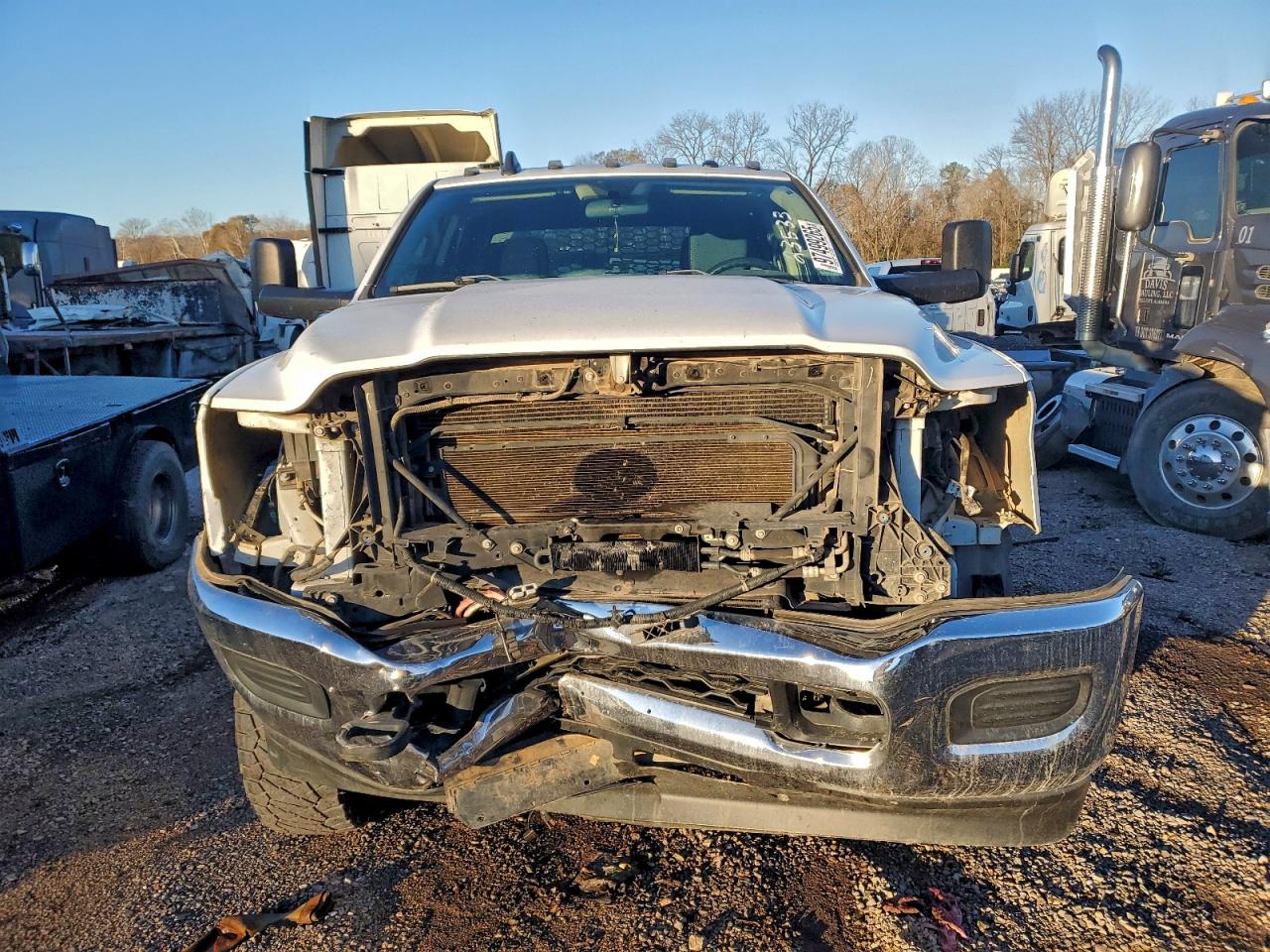 2019 RAM 3500 FLATBED TRUCK photo 5