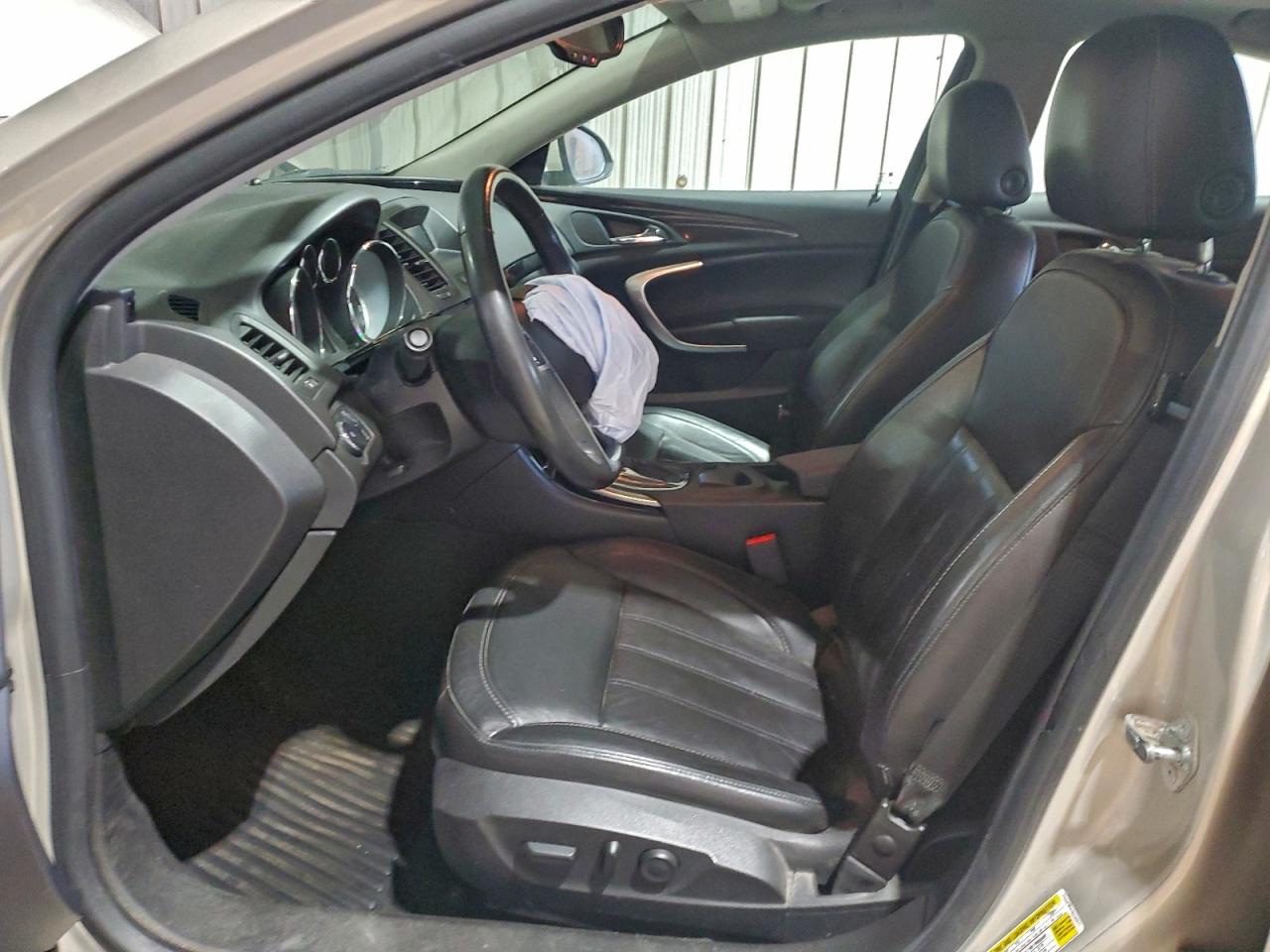 2011 BUICK REGAL CXL photo 7