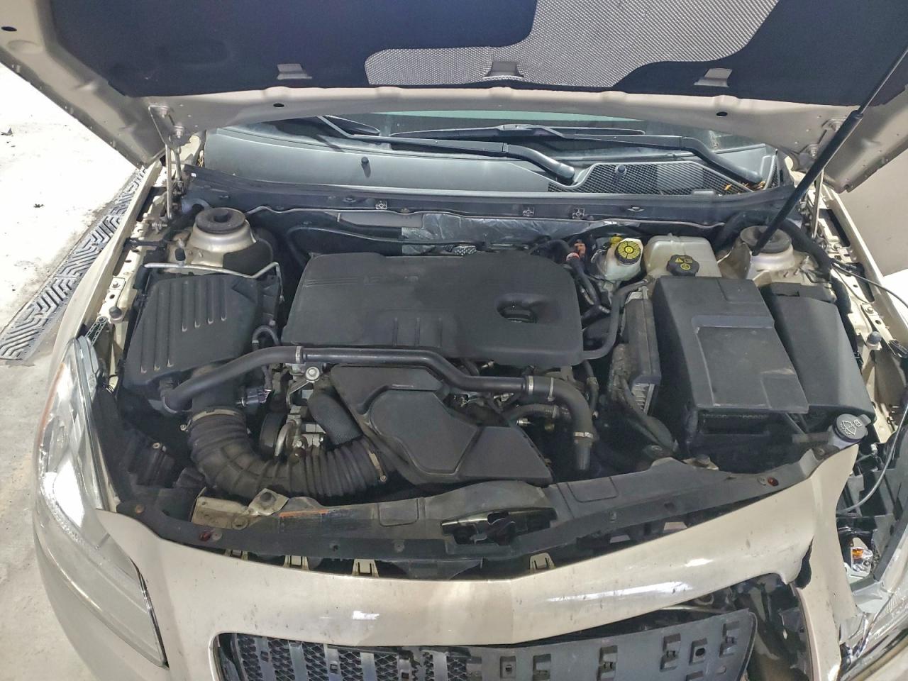 2011 BUICK REGAL CXL photo 11