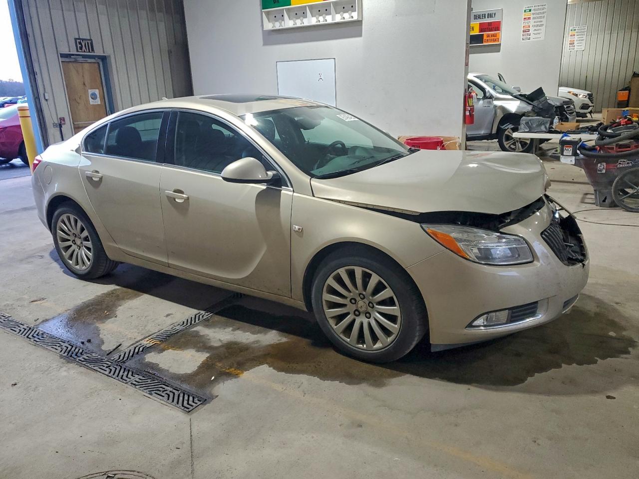 2011 BUICK REGAL CXL photo 4