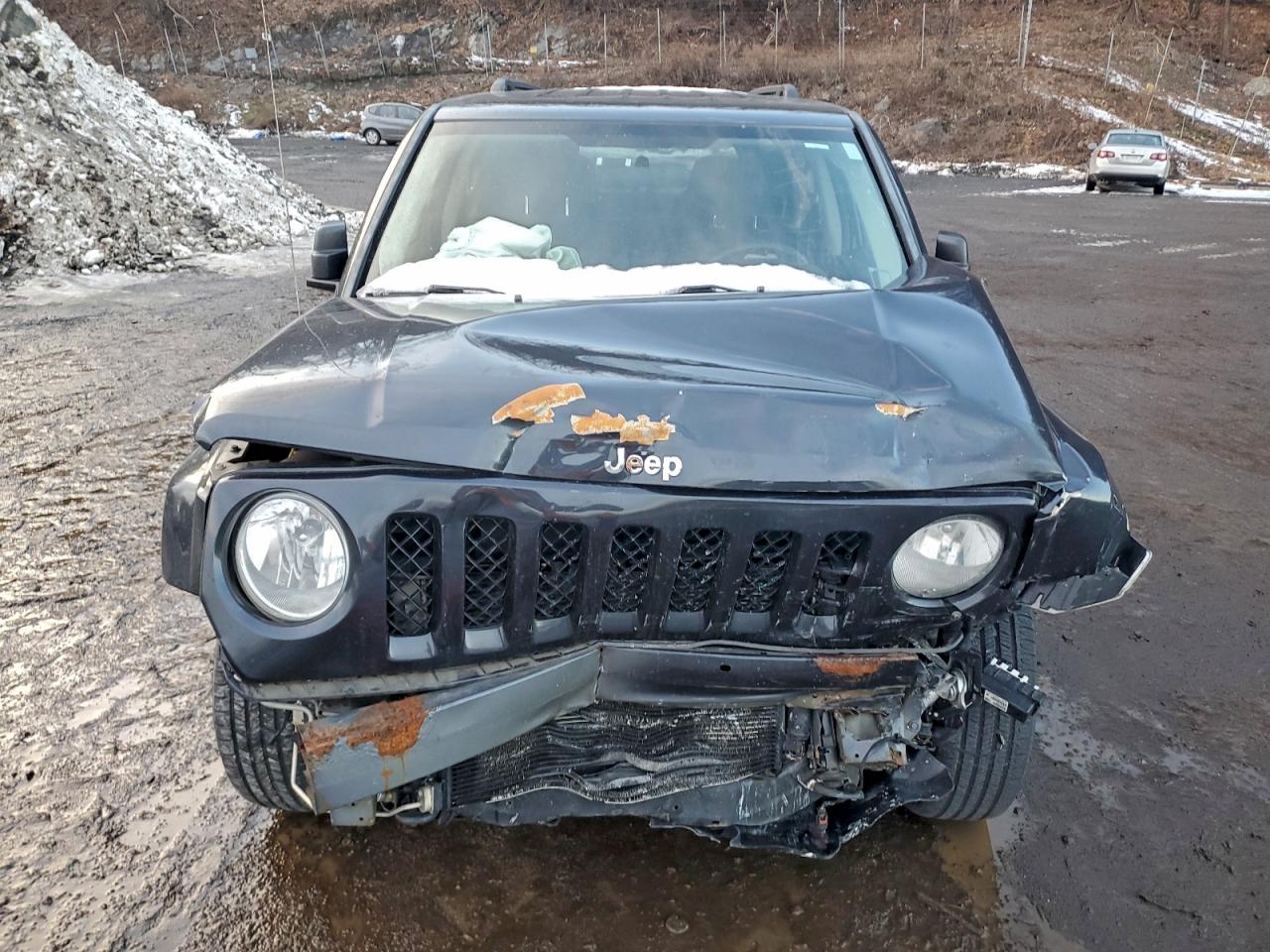 2014 JEEP PATRIOT LATITUDE photo 5