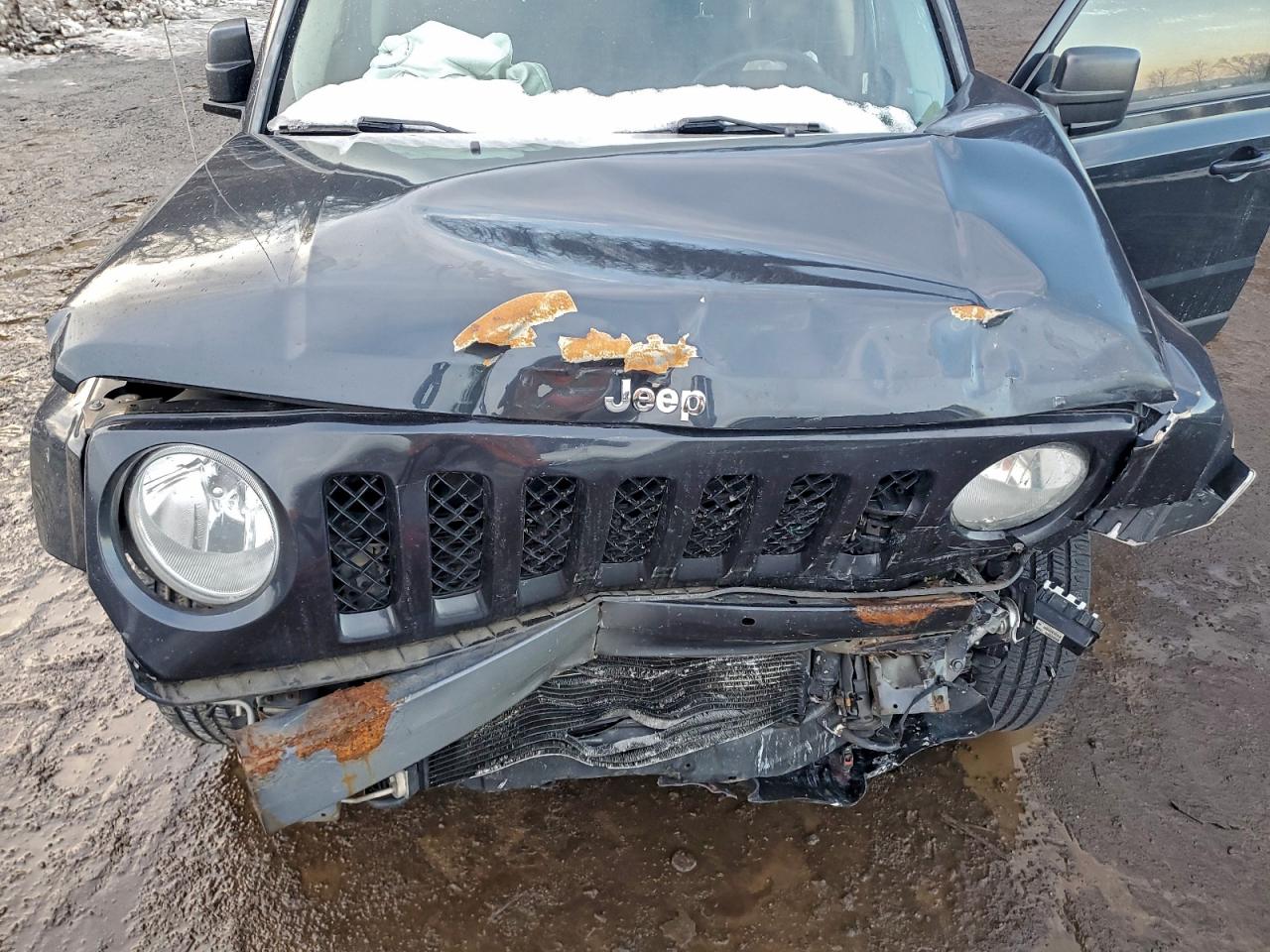 2014 JEEP PATRIOT LATITUDE photo 12