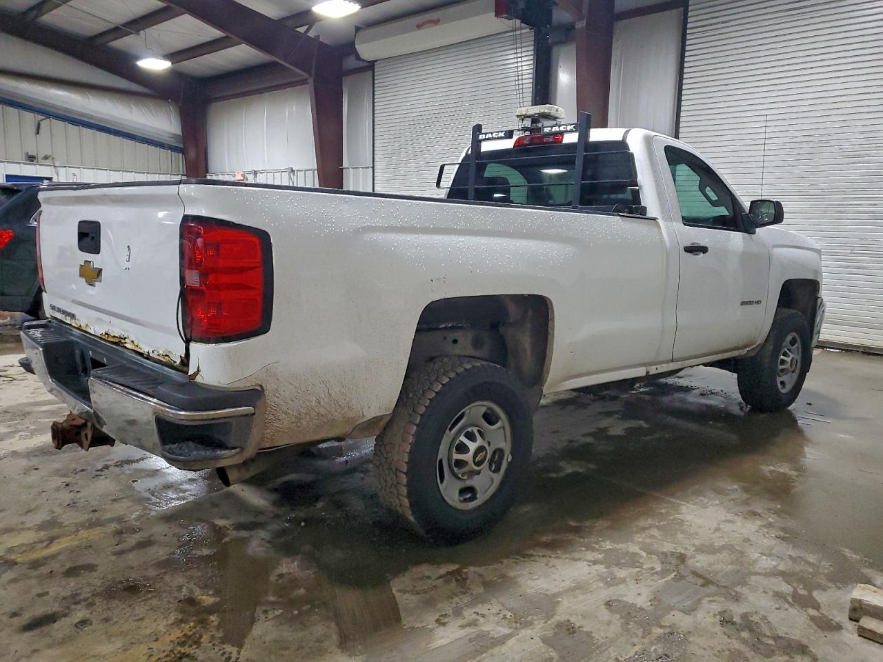 2015 CHEVROLET SILVERADO K2500 HEAVY DUTY photo 3