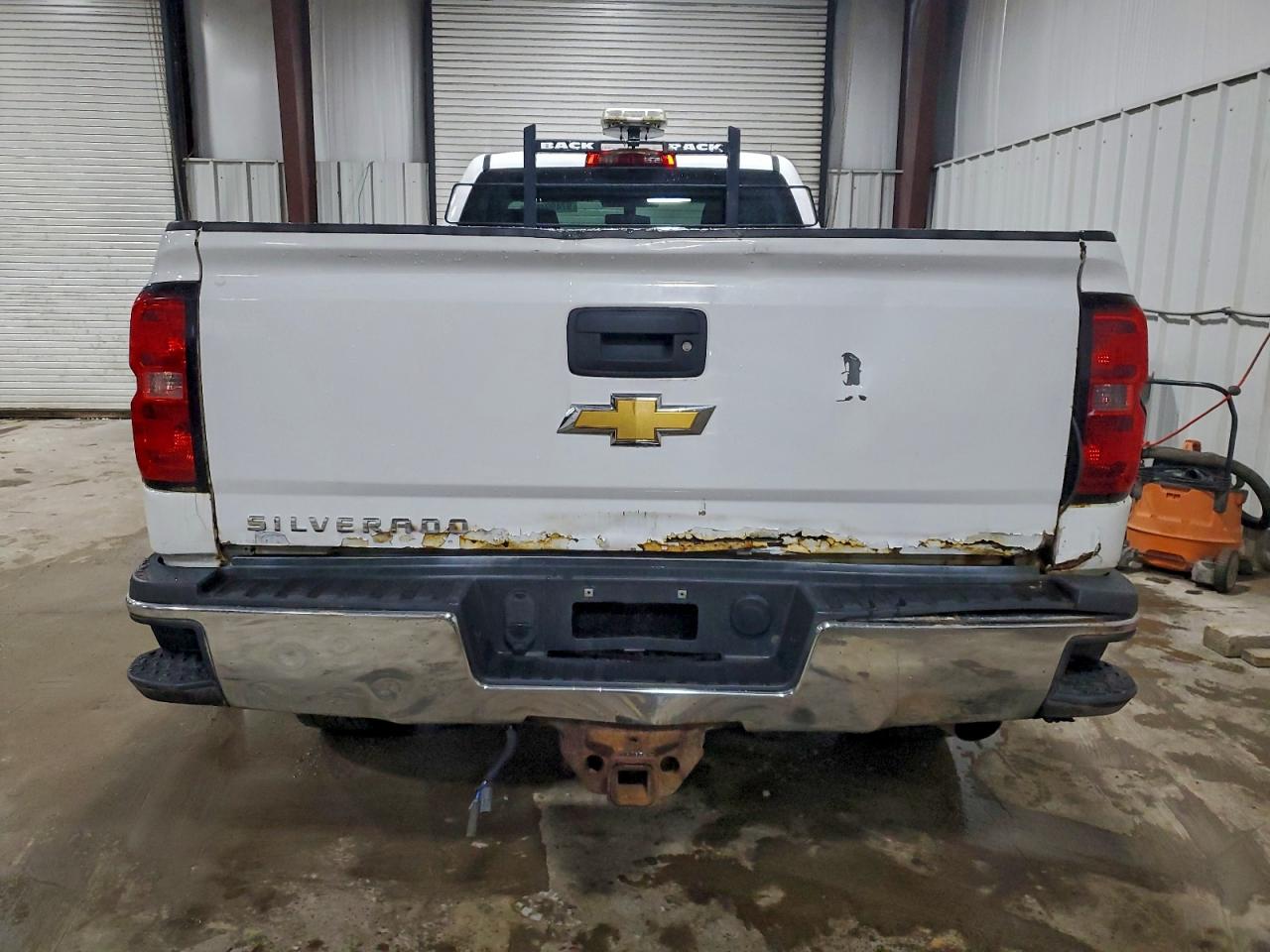 2015 CHEVROLET SILVERADO K2500 HEAVY DUTY photo 6