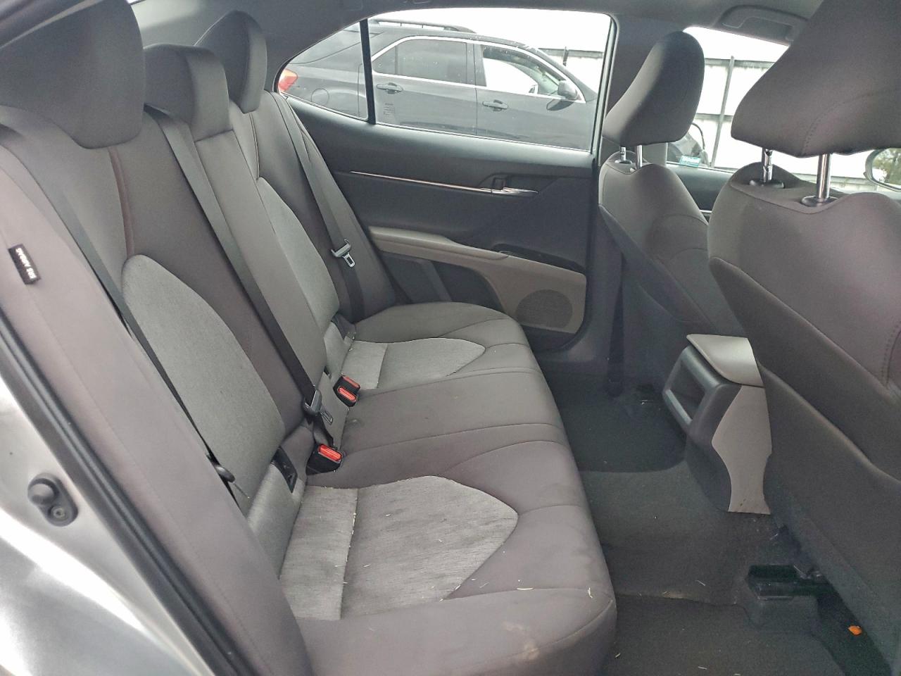 2020 TOYOTA CAMRY L photo 10