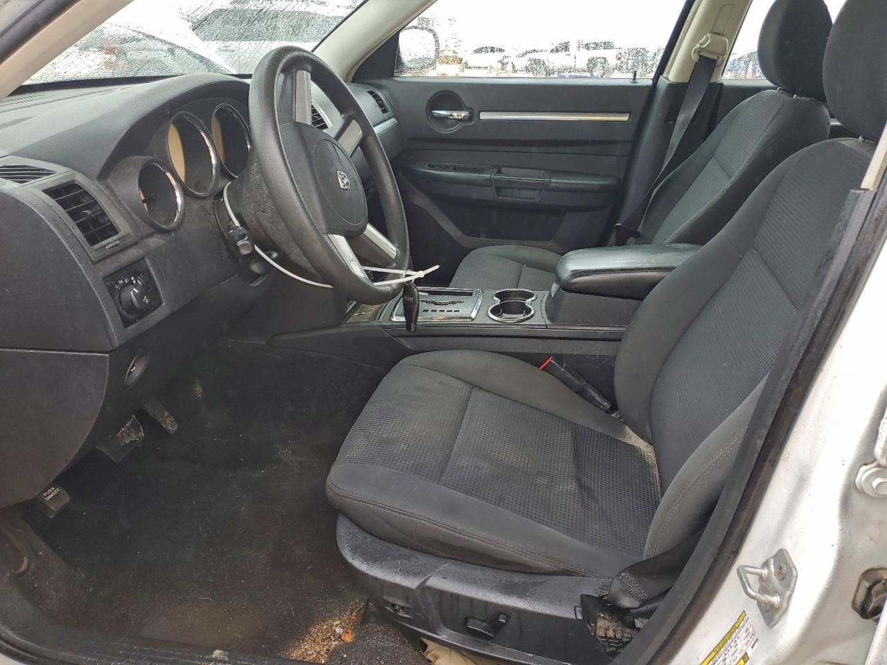 2010 DODGE CHARGER SXT photo 7