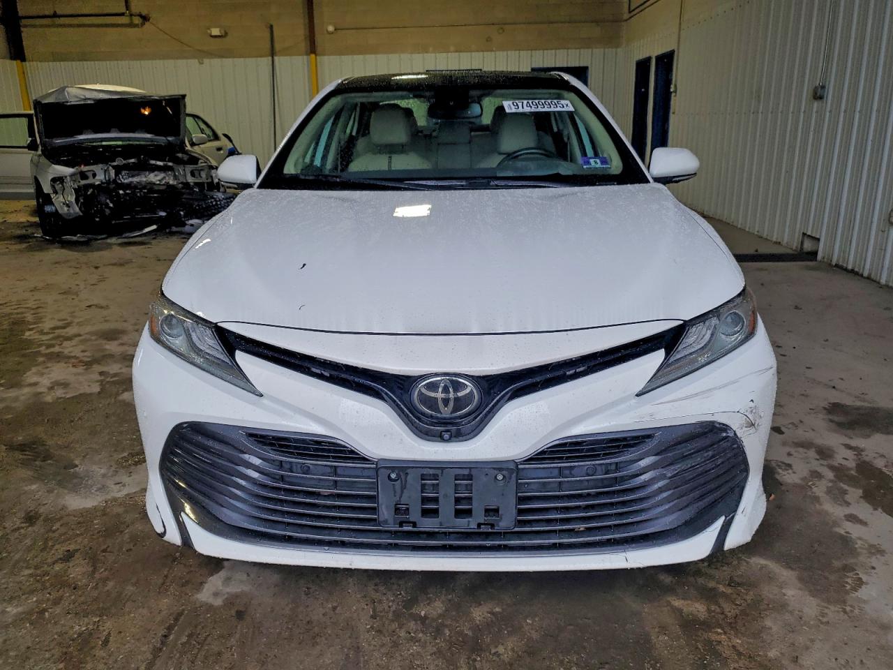 2019 TOYOTA CAMRY XSE photo 5