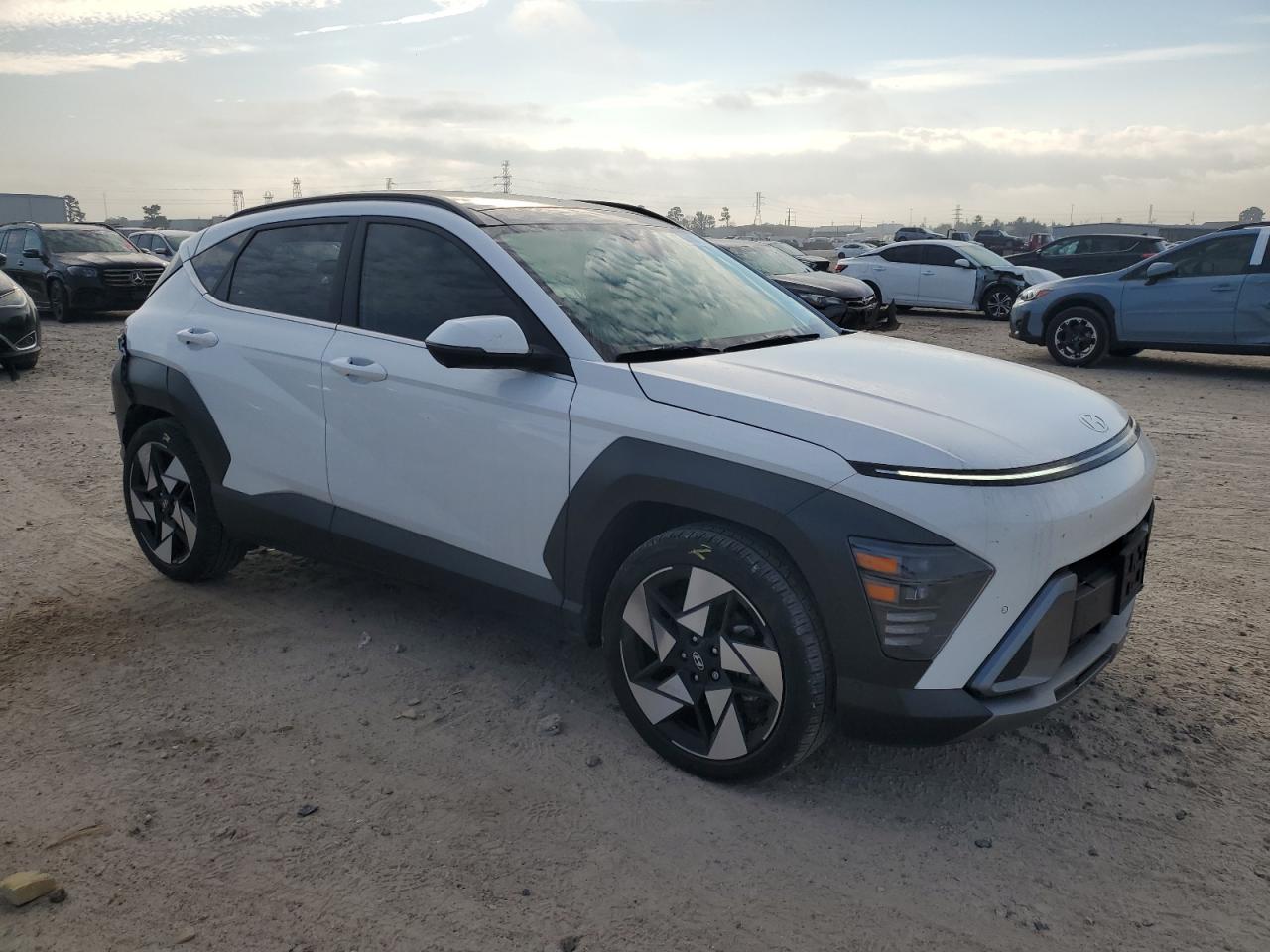 2024 HYUNDAI KONA LIMITED photo 4