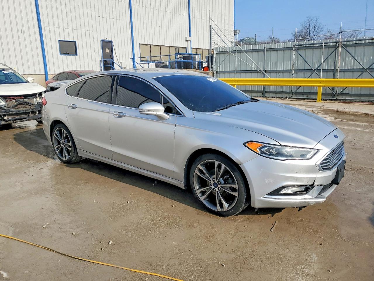 2017 FORD FUSION TITANIUM photo 4