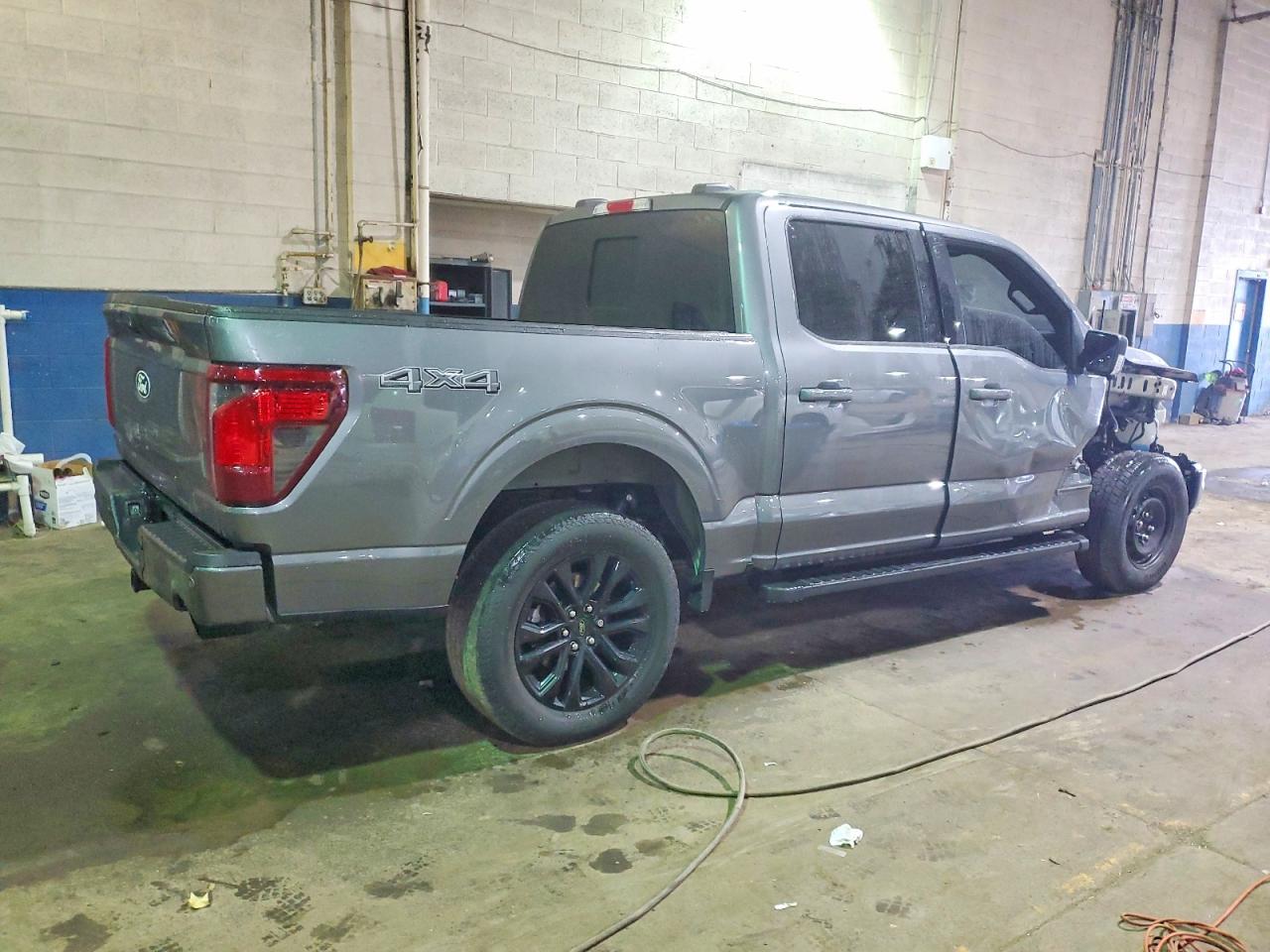2024 FORD F150 XLT photo 3