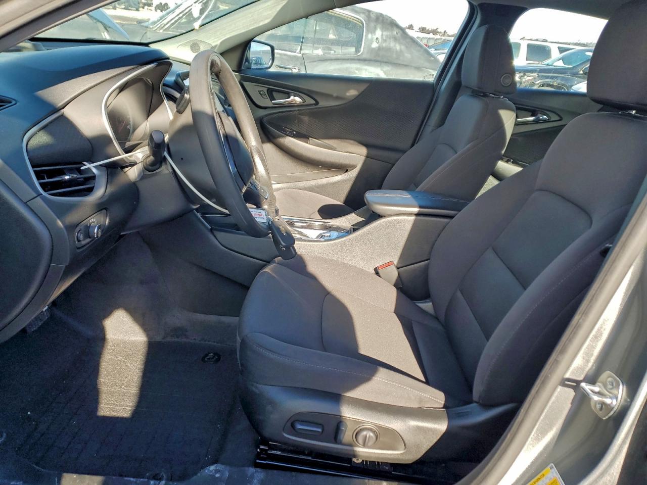 2024 CHEVROLET MALIBU LT photo 7