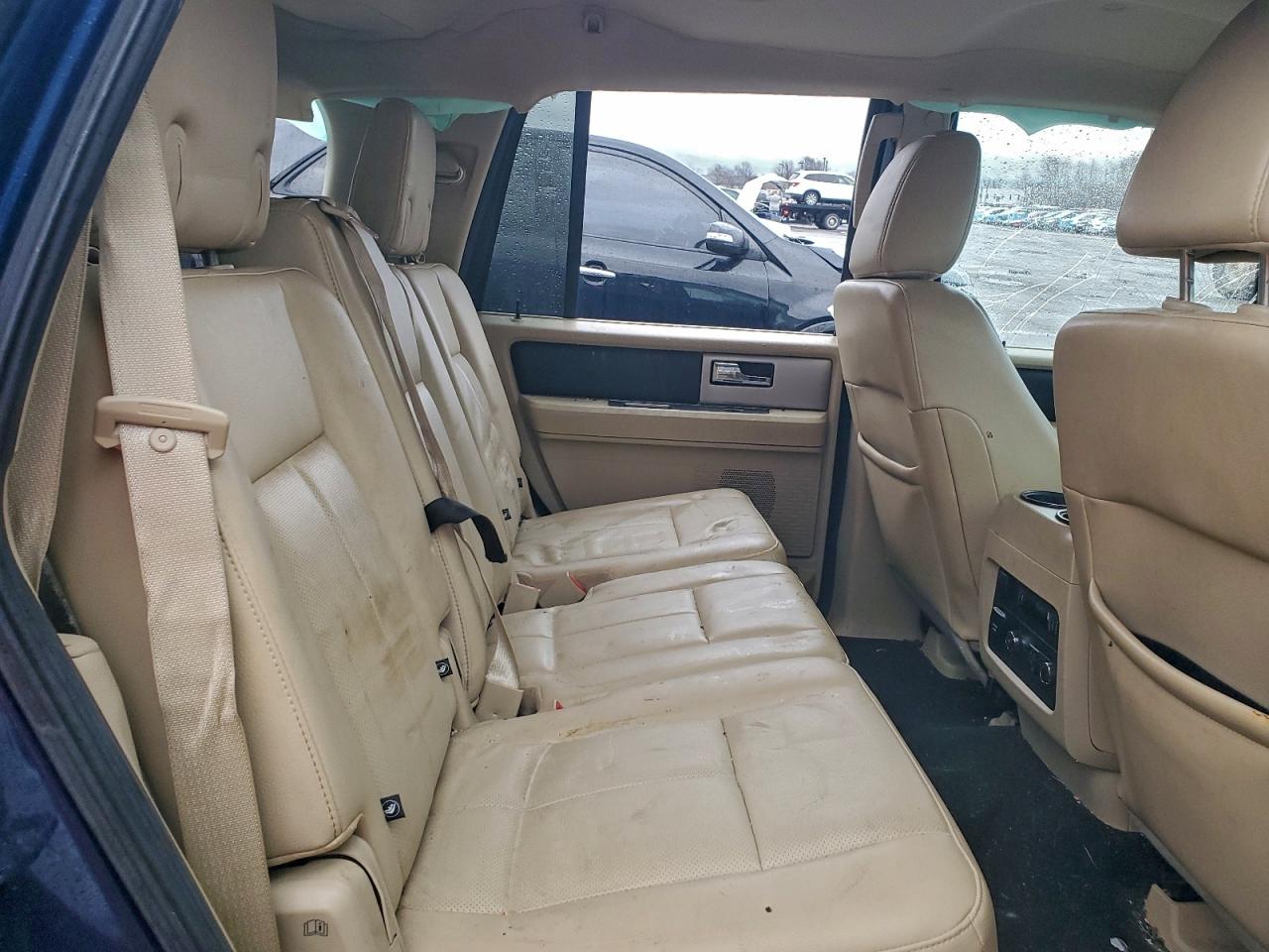 2017 FORD EXPEDITION XLT photo 11
