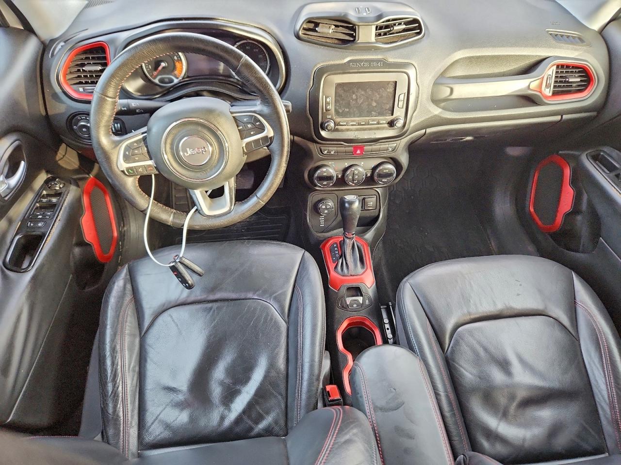 2015 JEEP RENEGADE TRAILHAWK photo 8