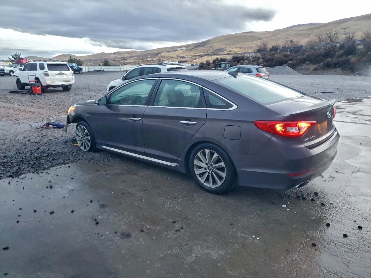 2016 HYUNDAI SONATA SPORT photo 2