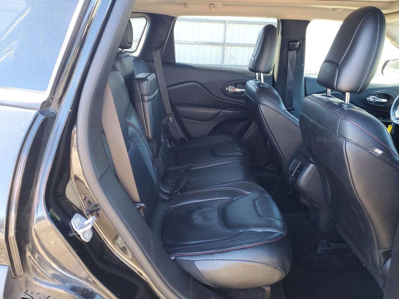 2014 JEEP CHEROKEE TRAILHAWK photo 11