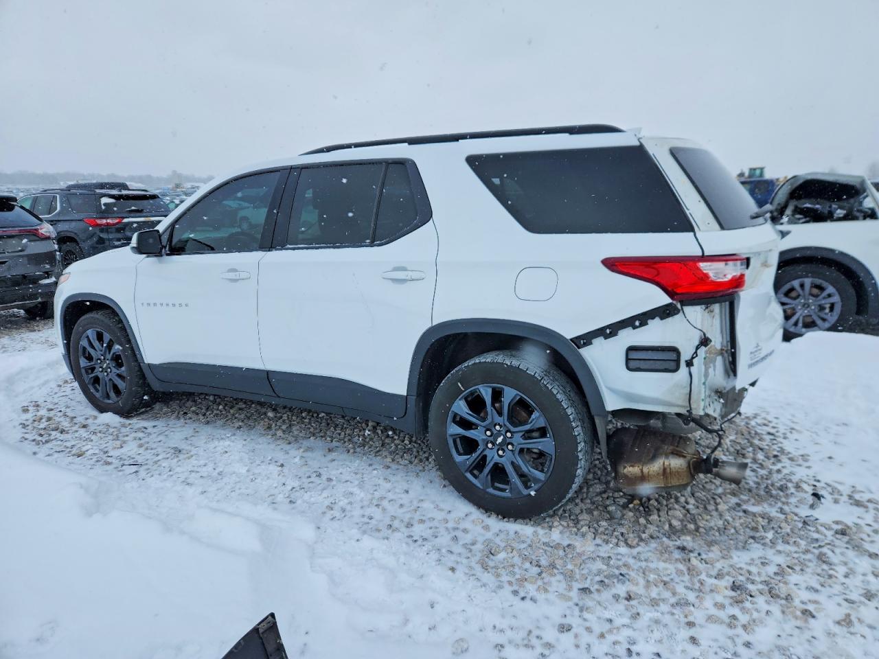 2019 CHEVROLET TRAVERSE HIGH COUNTRY photo 2