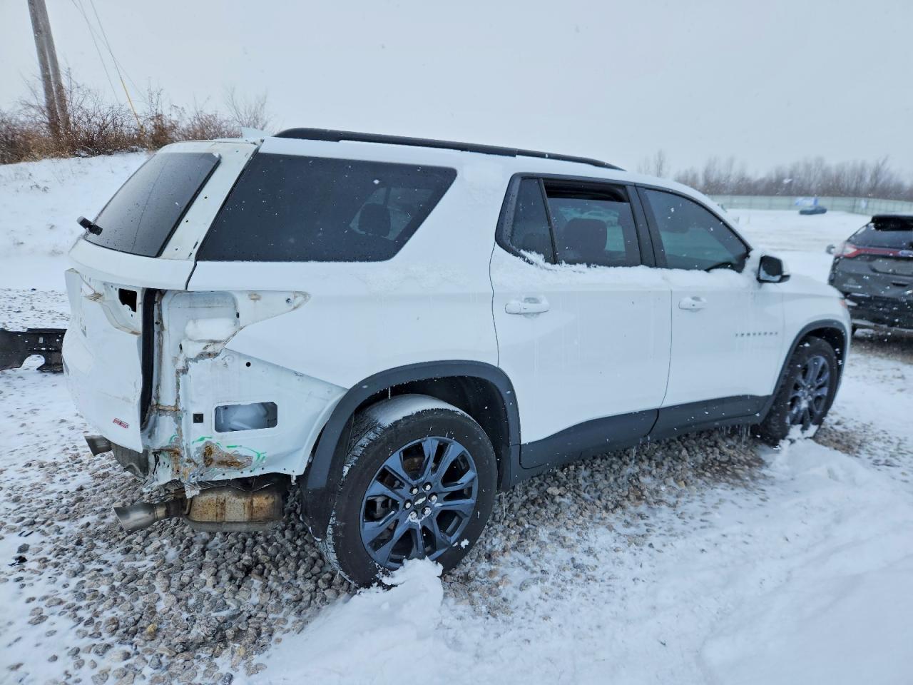 2019 CHEVROLET TRAVERSE HIGH COUNTRY photo 3