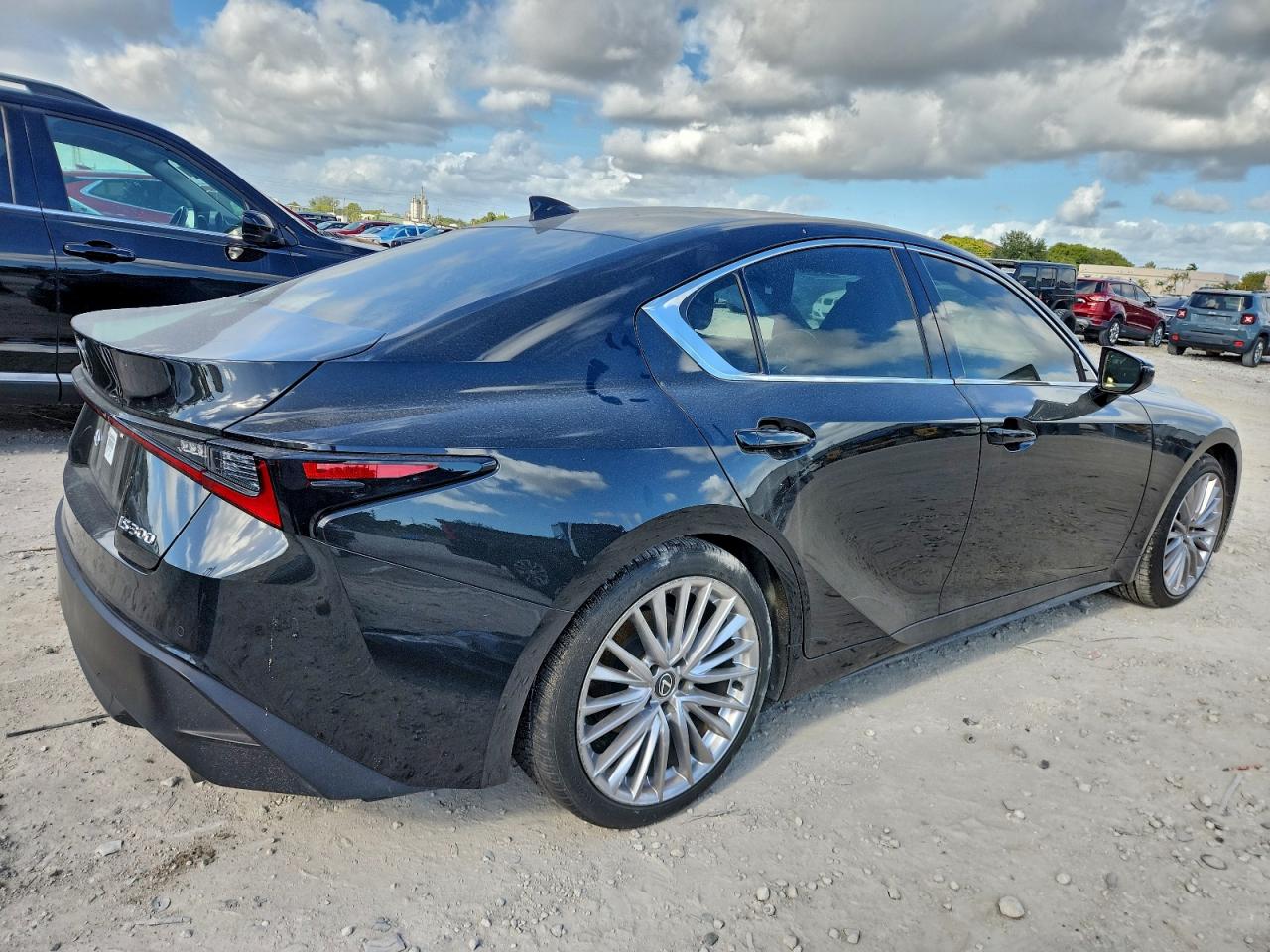 2023 LEXUS IS 300 photo 5