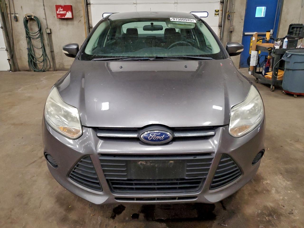 2014 FORD FOCUS SE photo 5