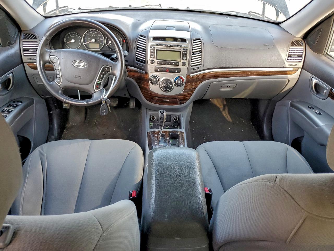 2010 HYUNDAI SANTA FE GLS photo 8