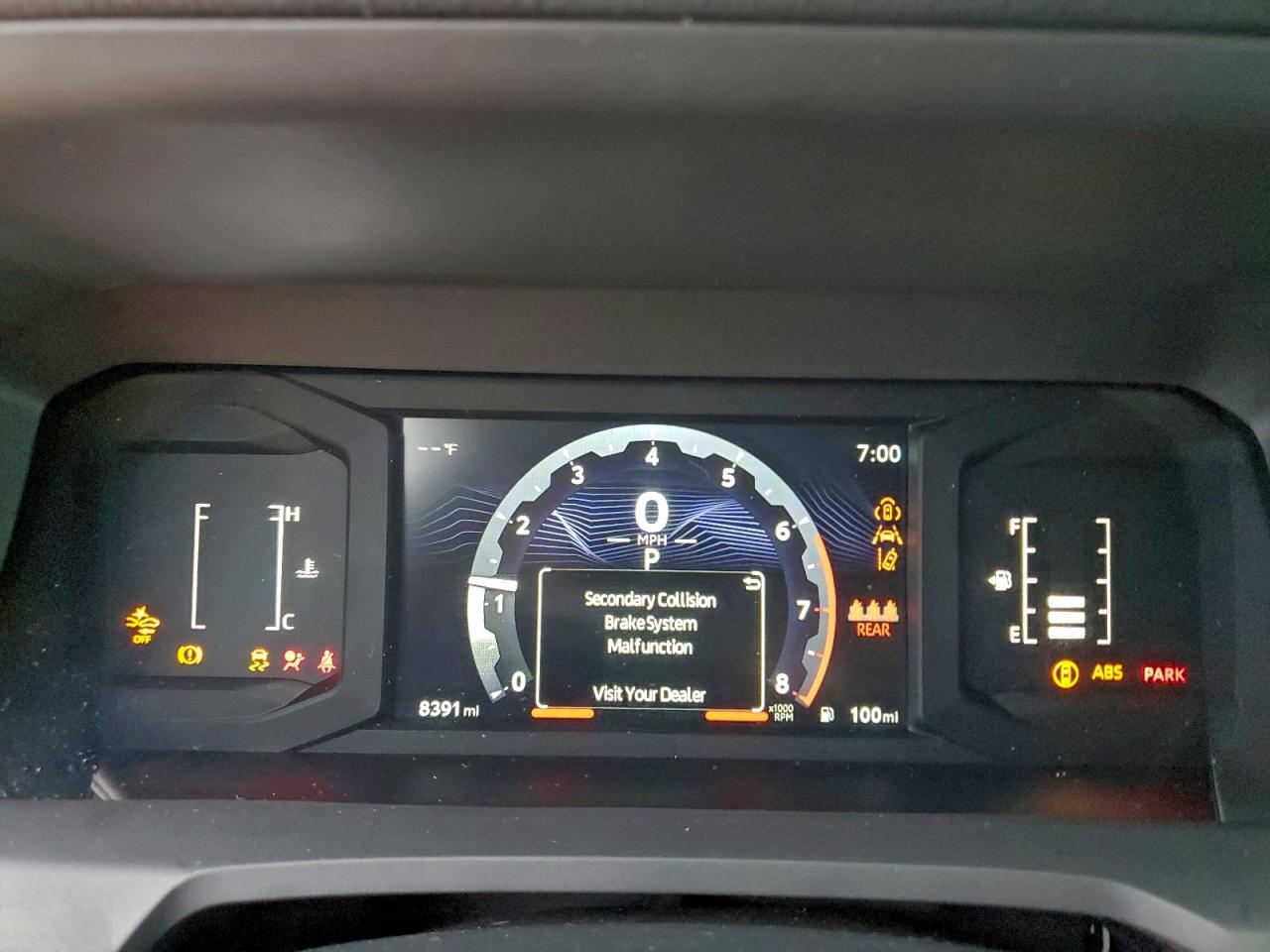 2025 TOYOTA TACOMA DOUBLE CAB photo 9