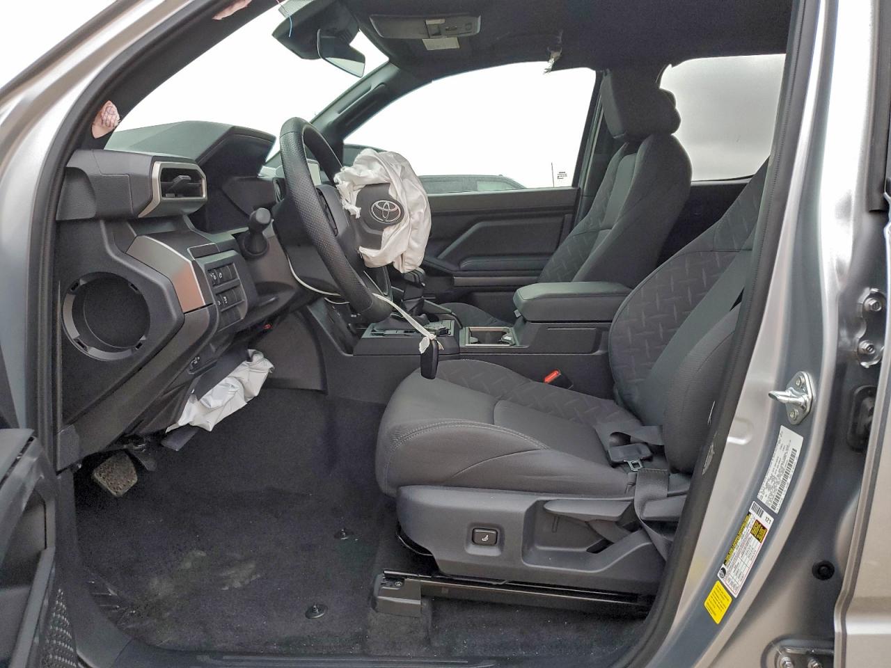 2025 TOYOTA TACOMA DOUBLE CAB photo 7