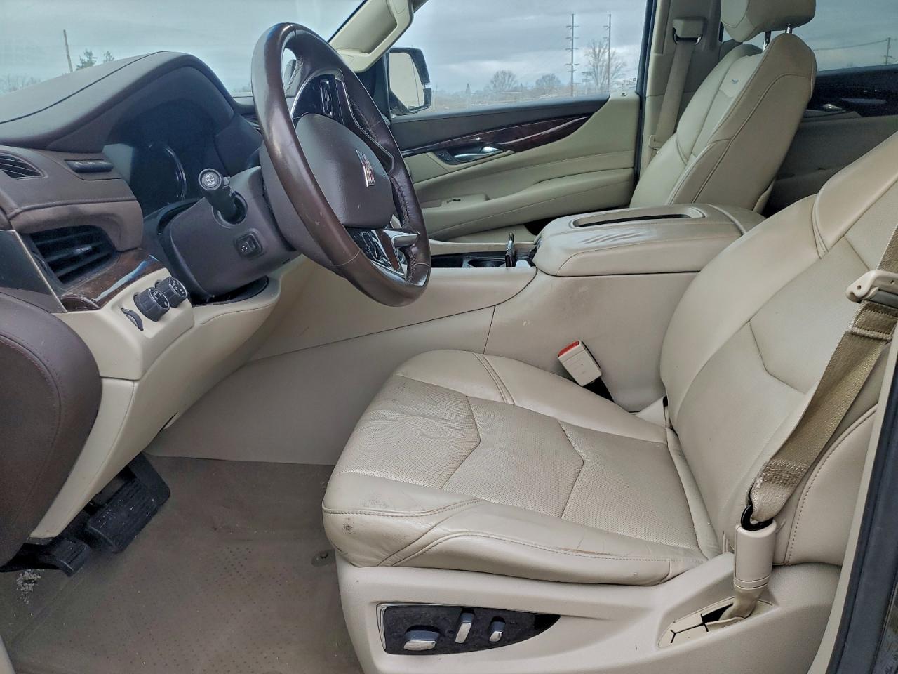 2016 CADILLAC ESCALADE ESV LUXURY photo 7