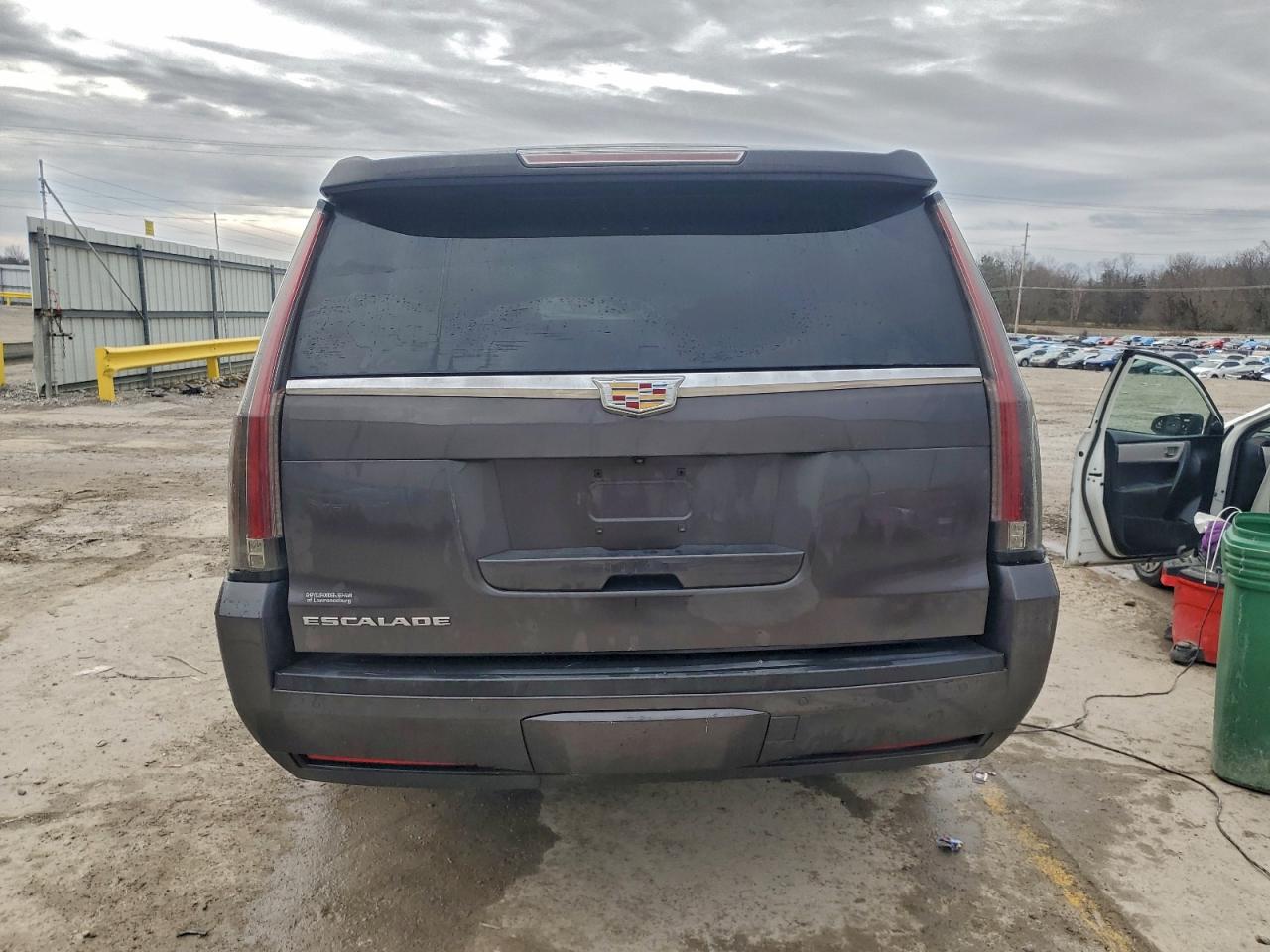 2016 CADILLAC ESCALADE ESV LUXURY photo 6
