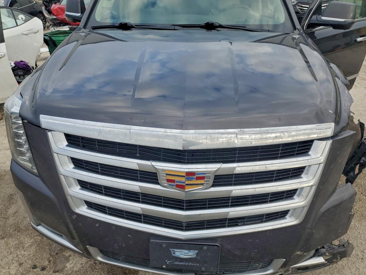2016 CADILLAC ESCALADE ESV LUXURY photo 12