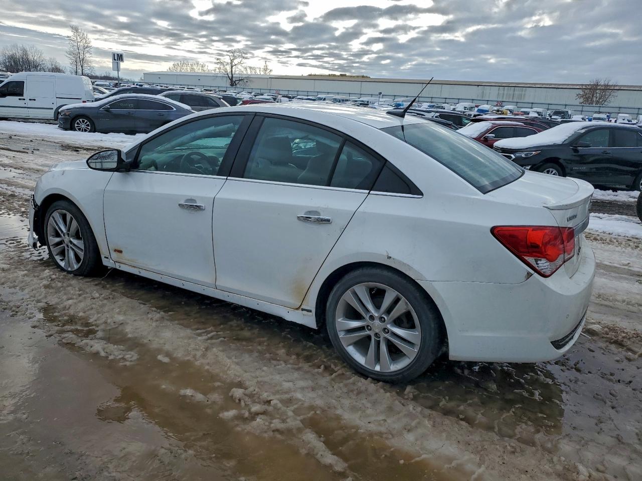 2014 CHEVROLET CRUZE LTZ photo 2