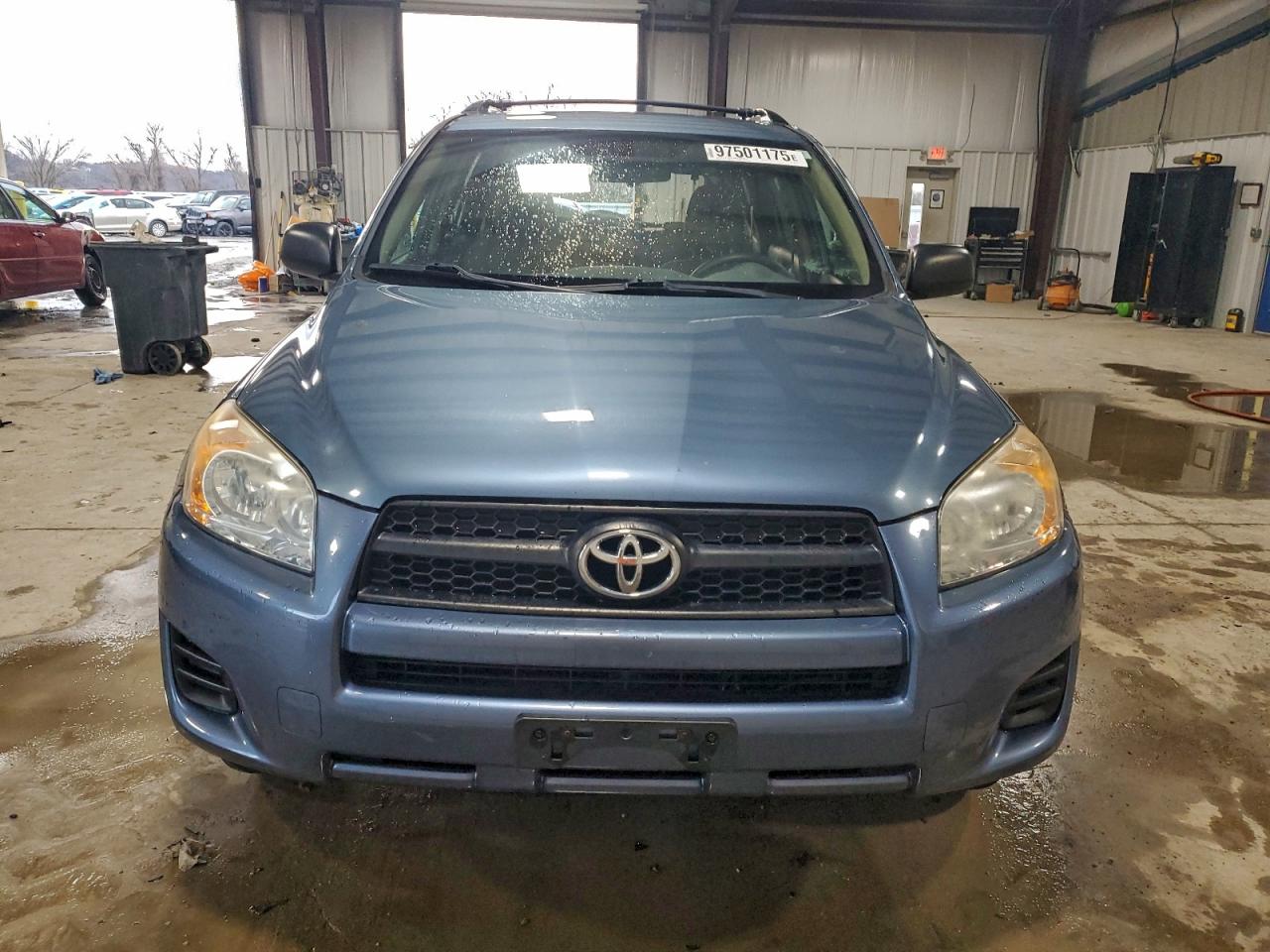2011 TOYOTA RAV4 photo 5