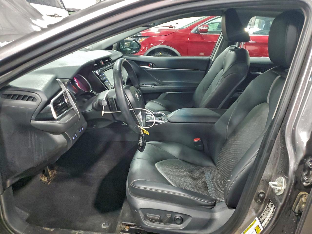 2018 TOYOTA CAMRY XSE photo 7