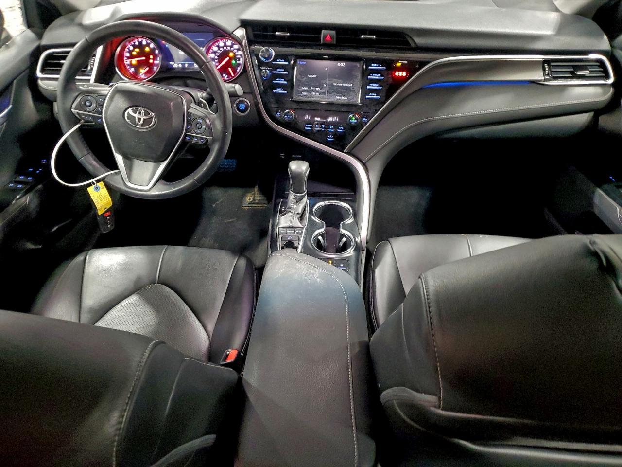2018 TOYOTA CAMRY XSE photo 8