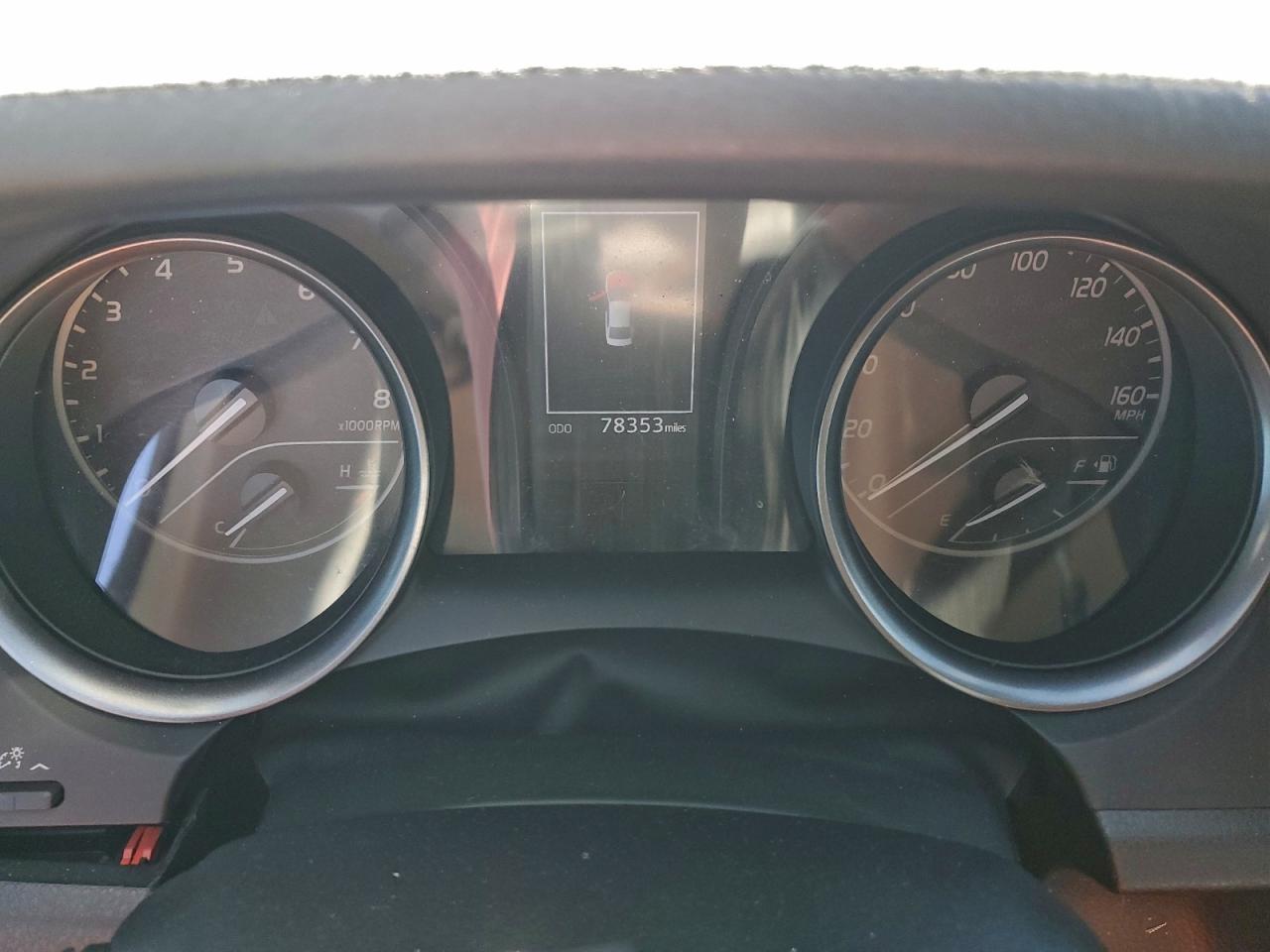 2021 TOYOTA CAMRY SE photo 9