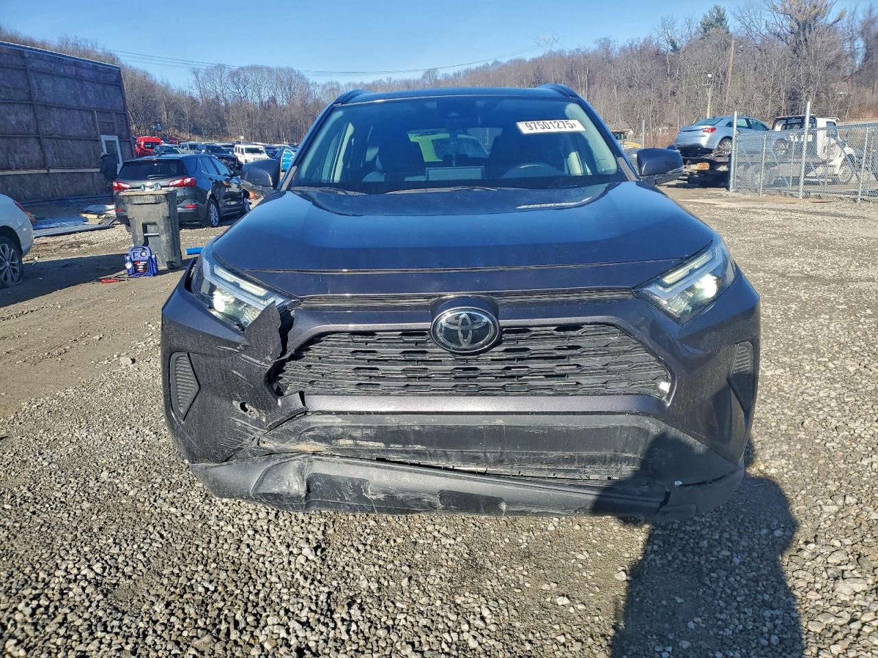 2022 TOYOTA RAV4 XLE photo 5