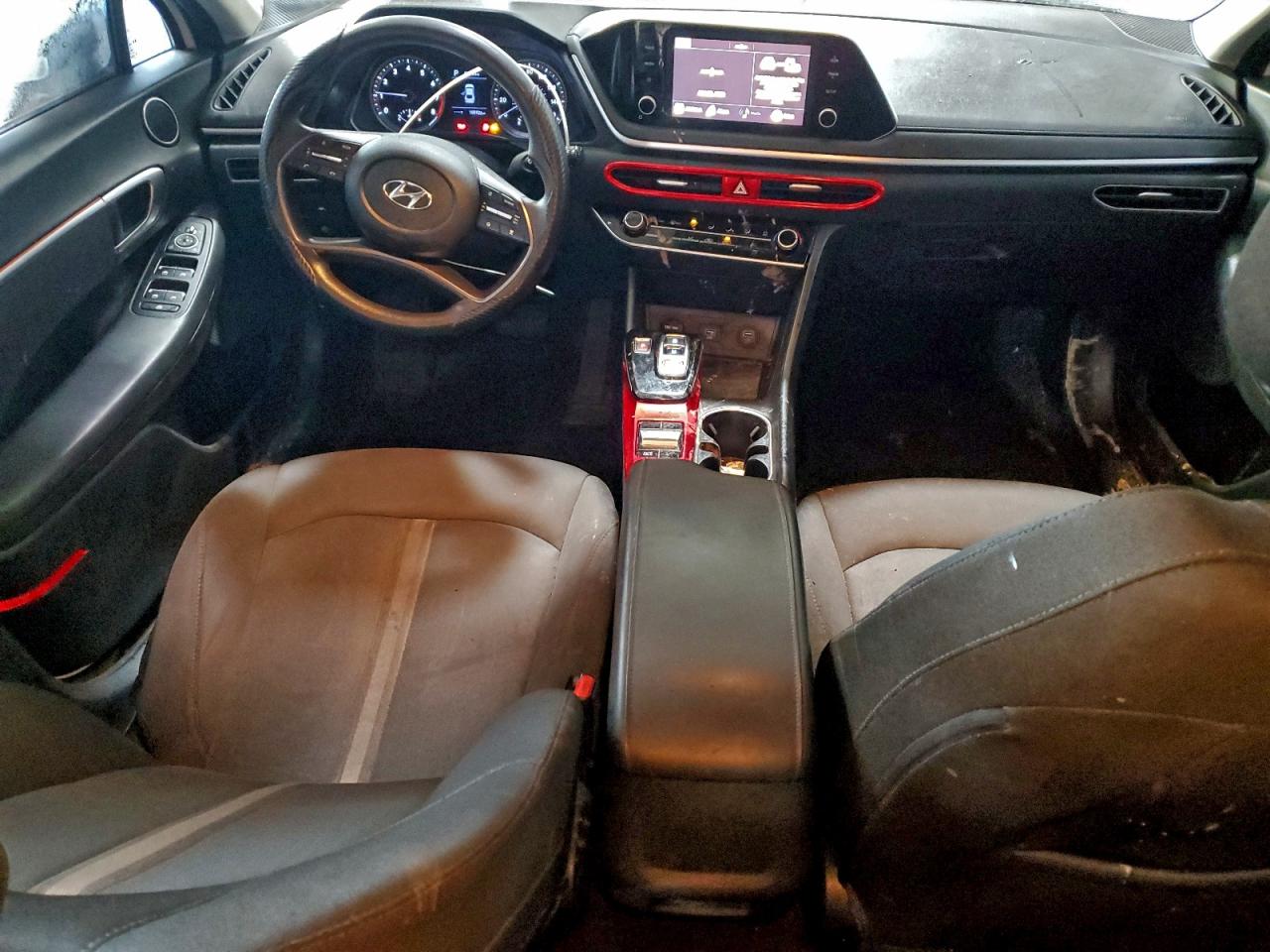 2020 HYUNDAI SONATA SE photo 8