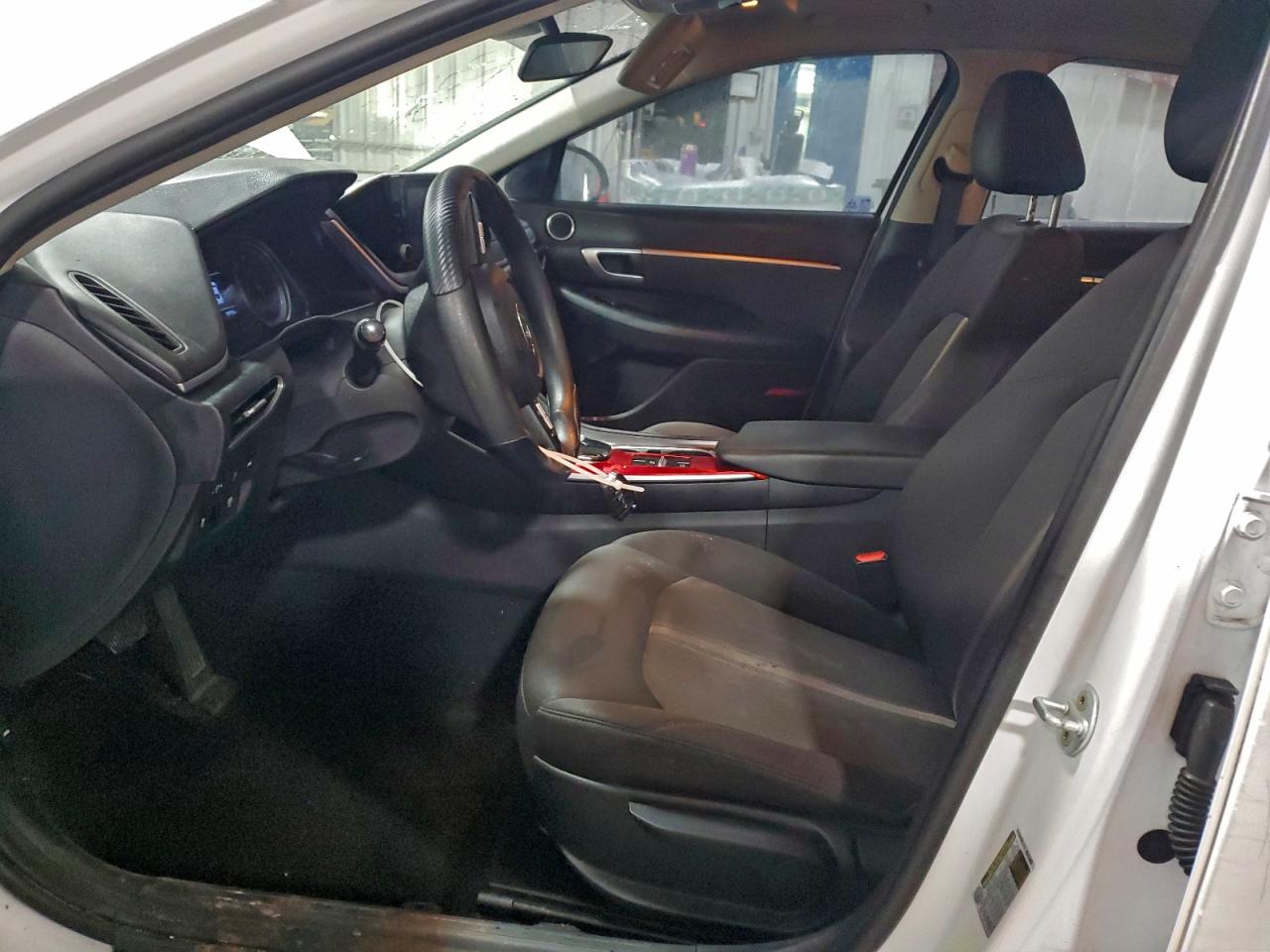 2020 HYUNDAI SONATA SE photo 7
