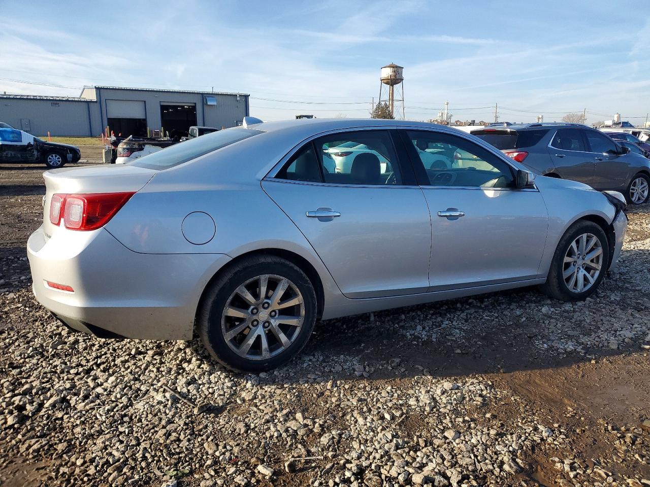 2014 CHEVROLET MALIBU LTZ photo 3