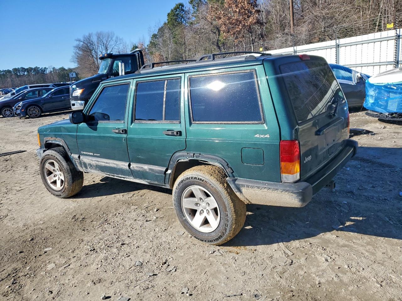2001 JEEP CHEROKEE SPORT photo 2