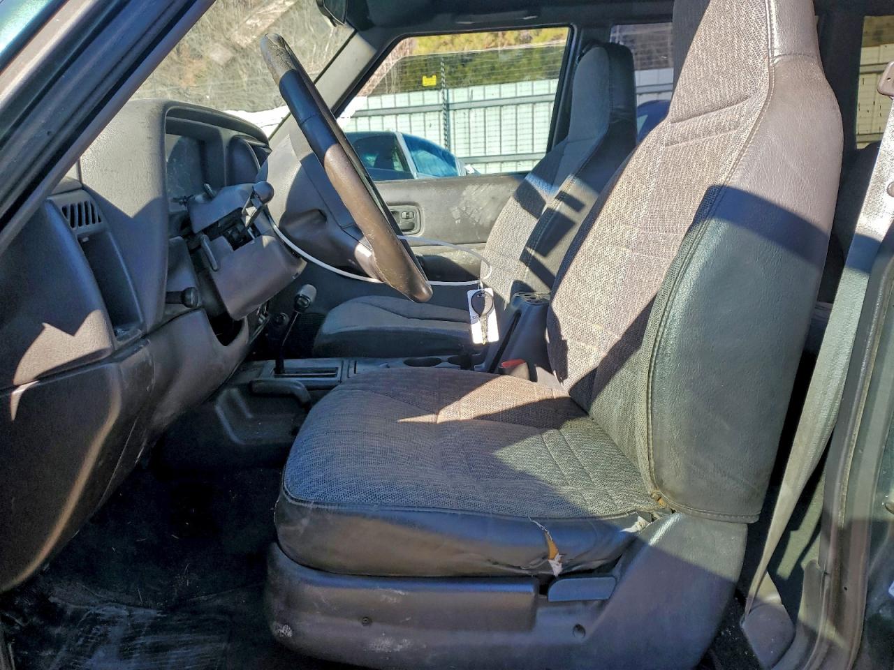 2001 JEEP CHEROKEE SPORT photo 7