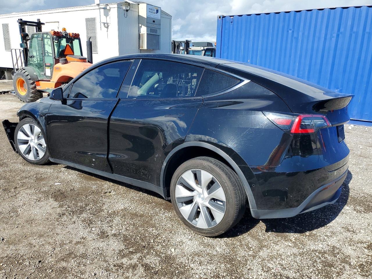 2021 TESLA MODEL Y photo 2