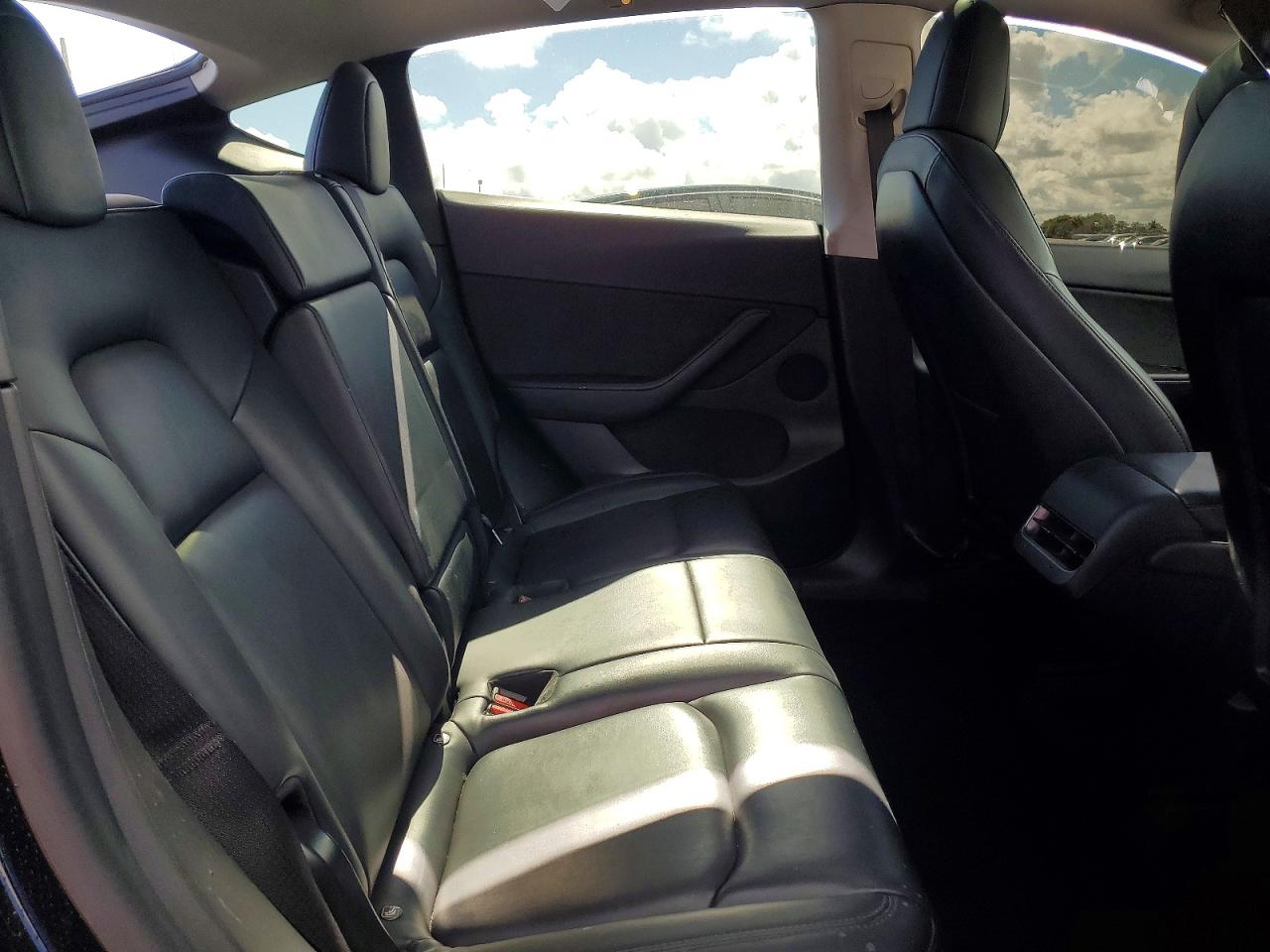 2021 TESLA MODEL Y photo 10