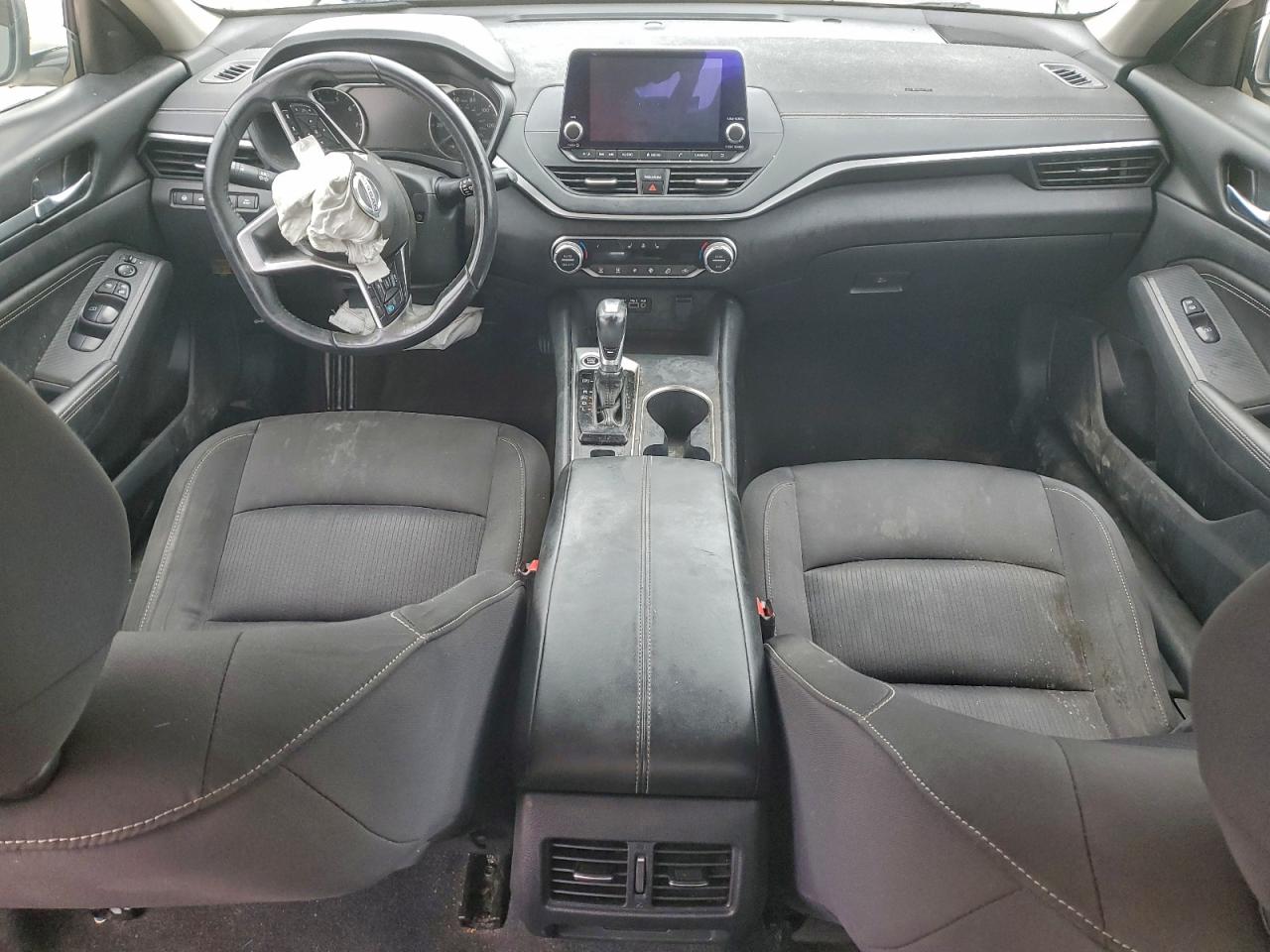 2019 NISSAN ALTIMA SV photo 8