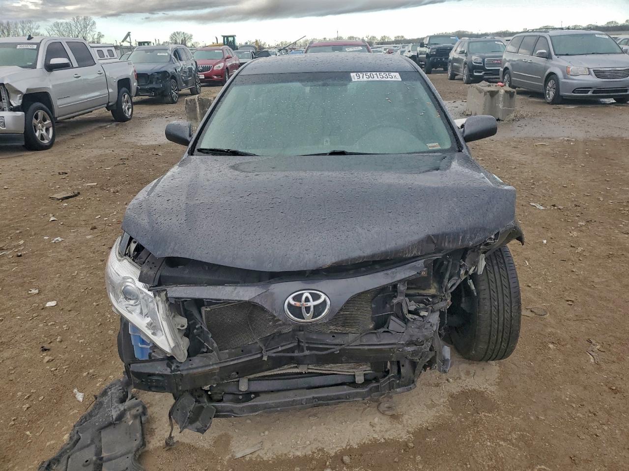 2011 TOYOTA CAMRY BASE photo 4