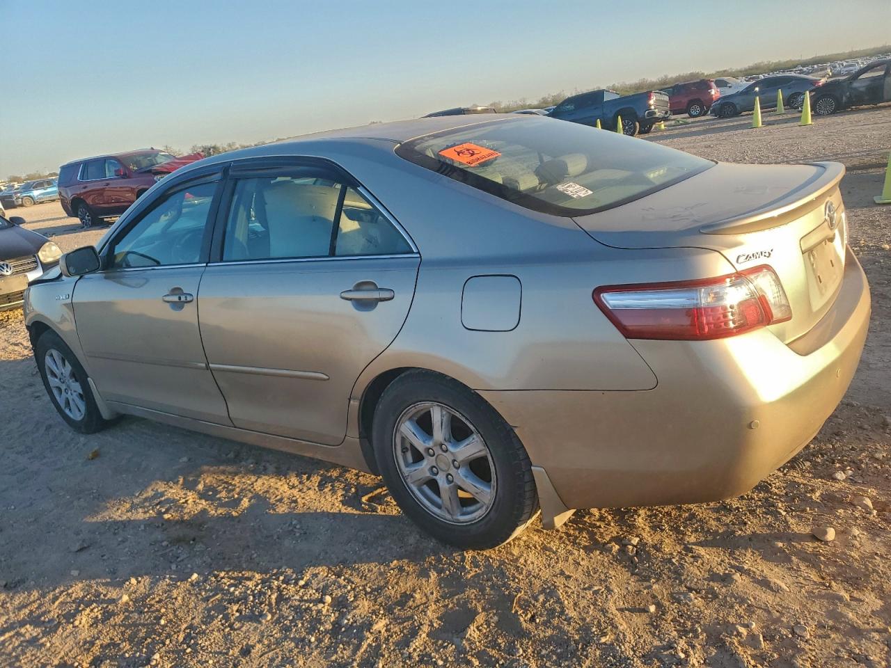 2009 TOYOTA CAMRY HYBRID photo 2