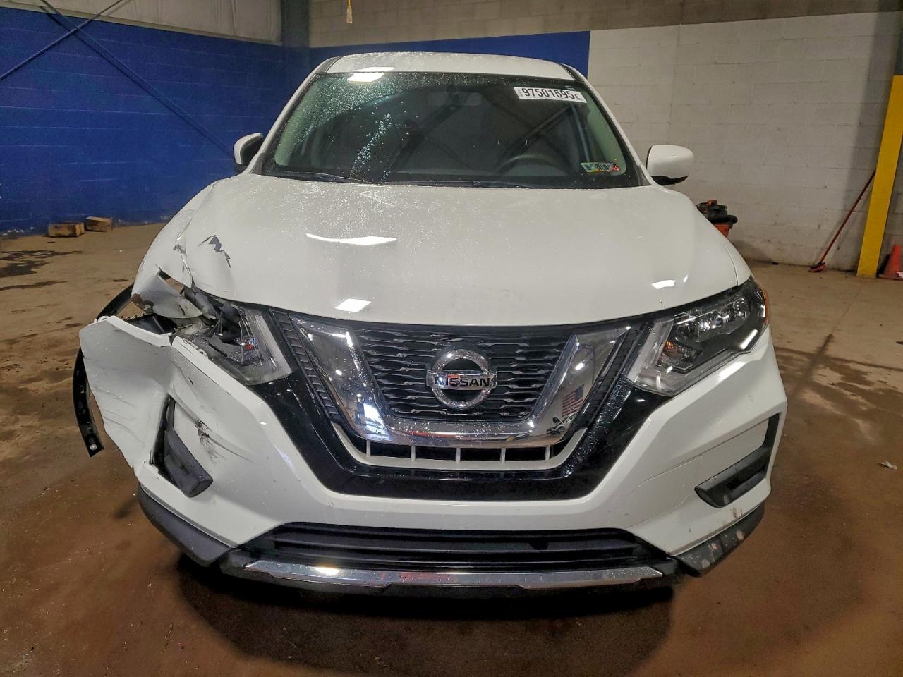 2017 NISSAN ROGUE S photo 5