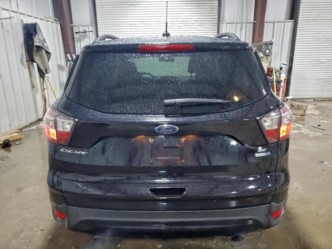 2017 FORD ESCAPE SE photo 6