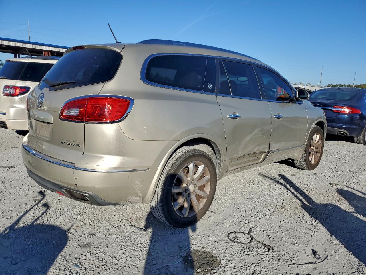 2015 BUICK ENCLAVE photo 3