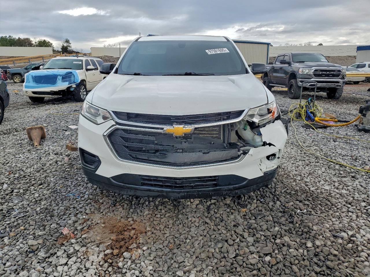 2019 CHEVROLET TRAVERSE LS photo 5