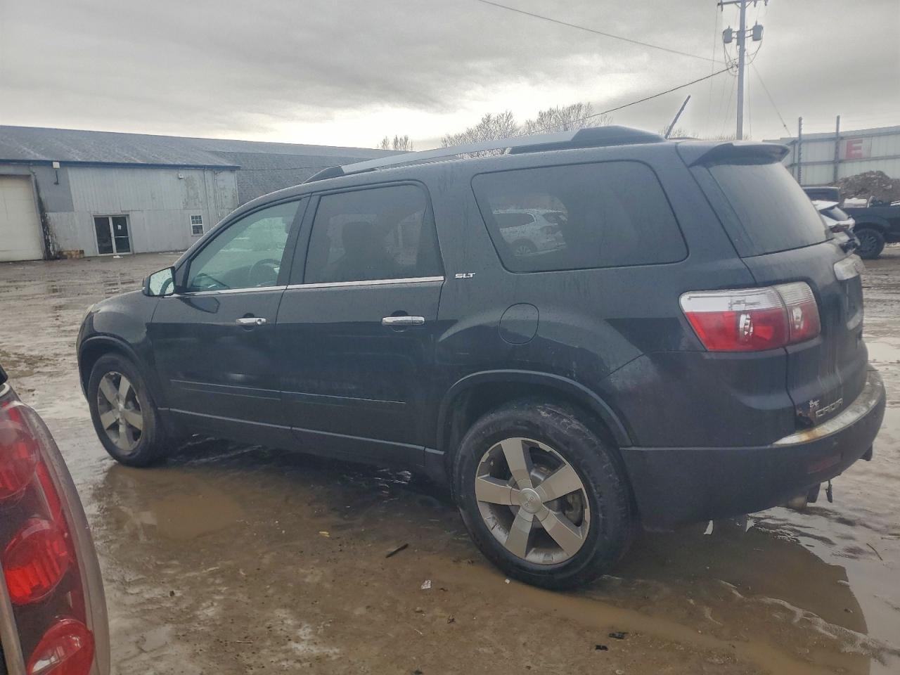 2011 GMC ACADIA SLT-1 photo 2
